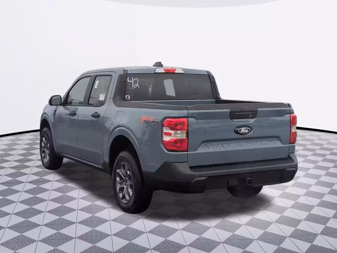 2026 Ford Maverick XLT - Image 2