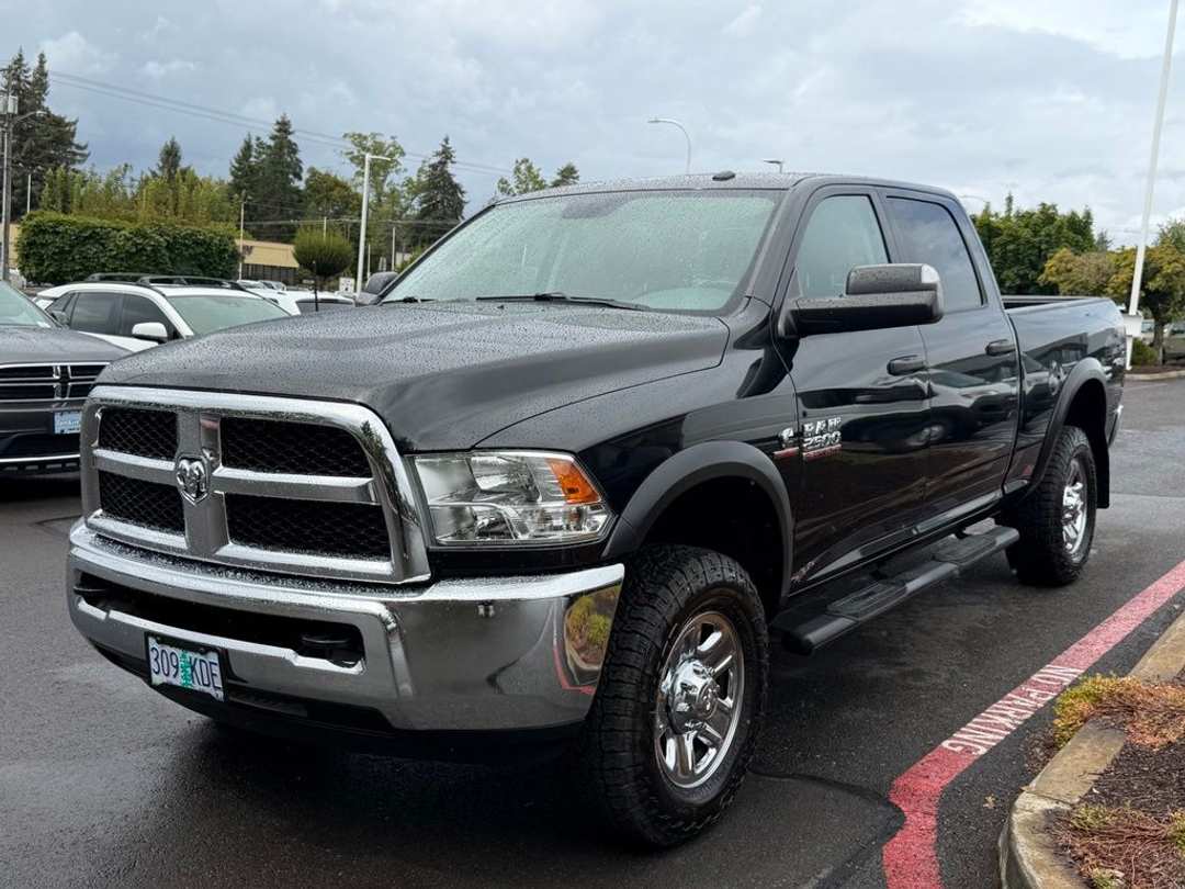 2017 Ram 2500 Tradesman - Image 3