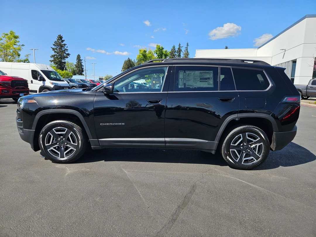 2026 Jeep Cherokee Laredo - Image 2