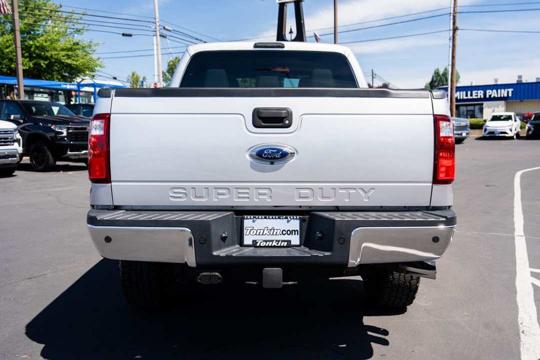 2016 Ford F-250Sd XLT - Image 2