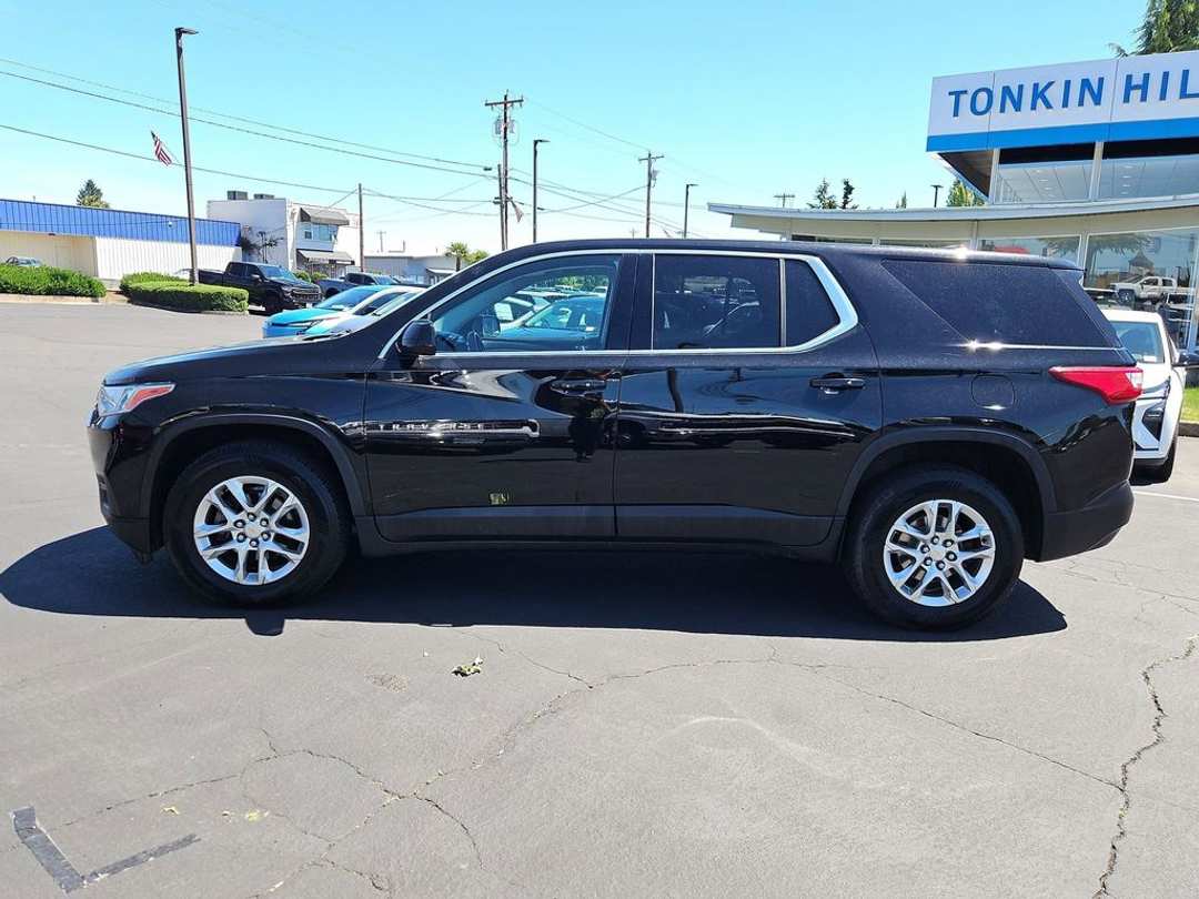 2018 Chevrolet Traverse LS - Image 2