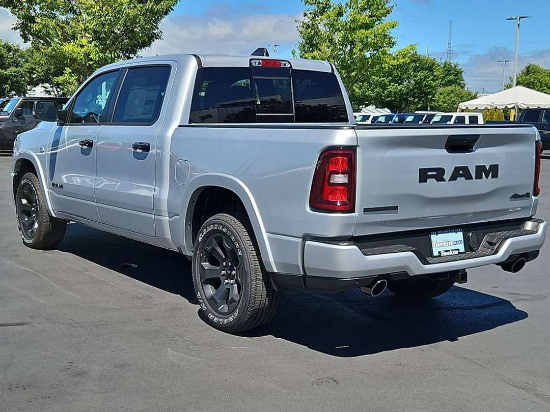 2026 Ram 1500 Big Horn/Lone Star - Image 3