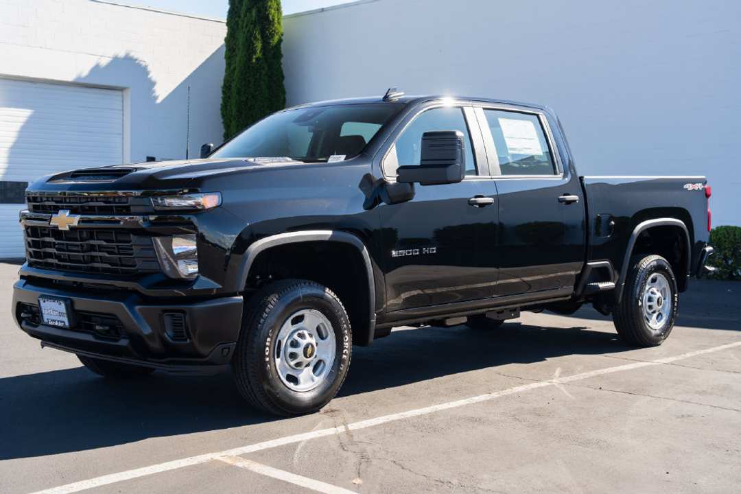 2026 Chevrolet Silverado 2500Hd Work - Image 2
