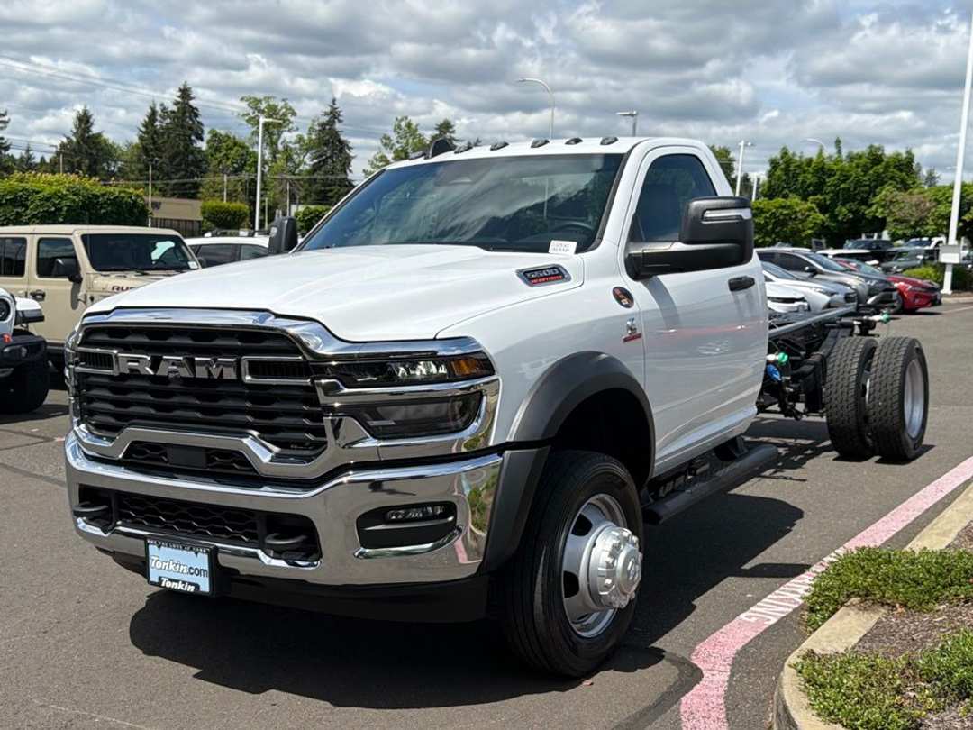 2026 Ram 5500Hd Tradesman - Image 3