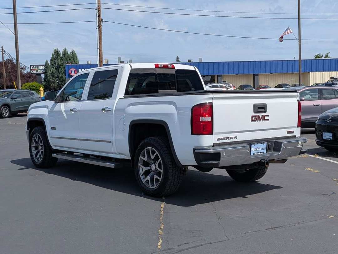 2014 GMC Sierra 1500 SLT - Image 3