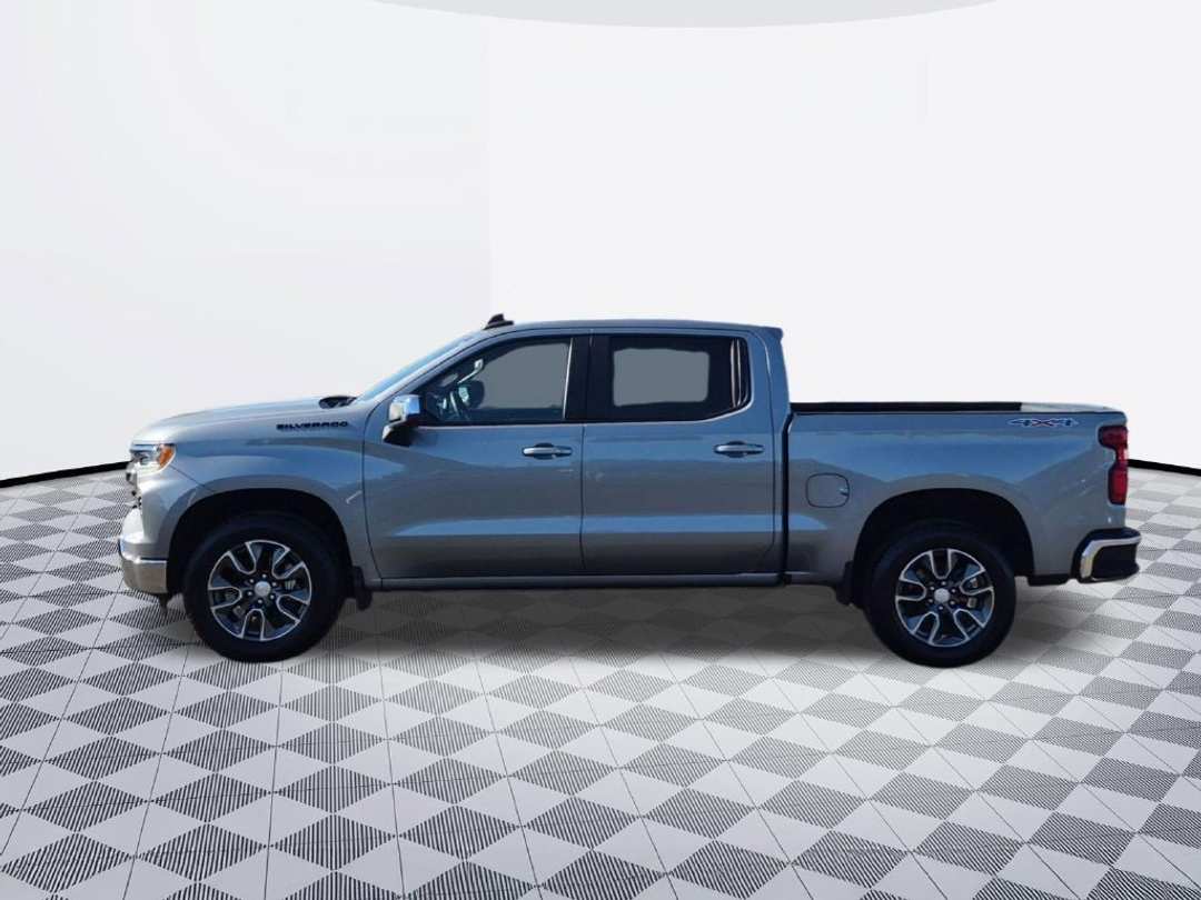 2024 Chevrolet Silverado 1500 LT - Image 2