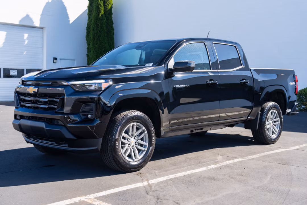 2026 Chevrolet Colorado LT - Image 2
