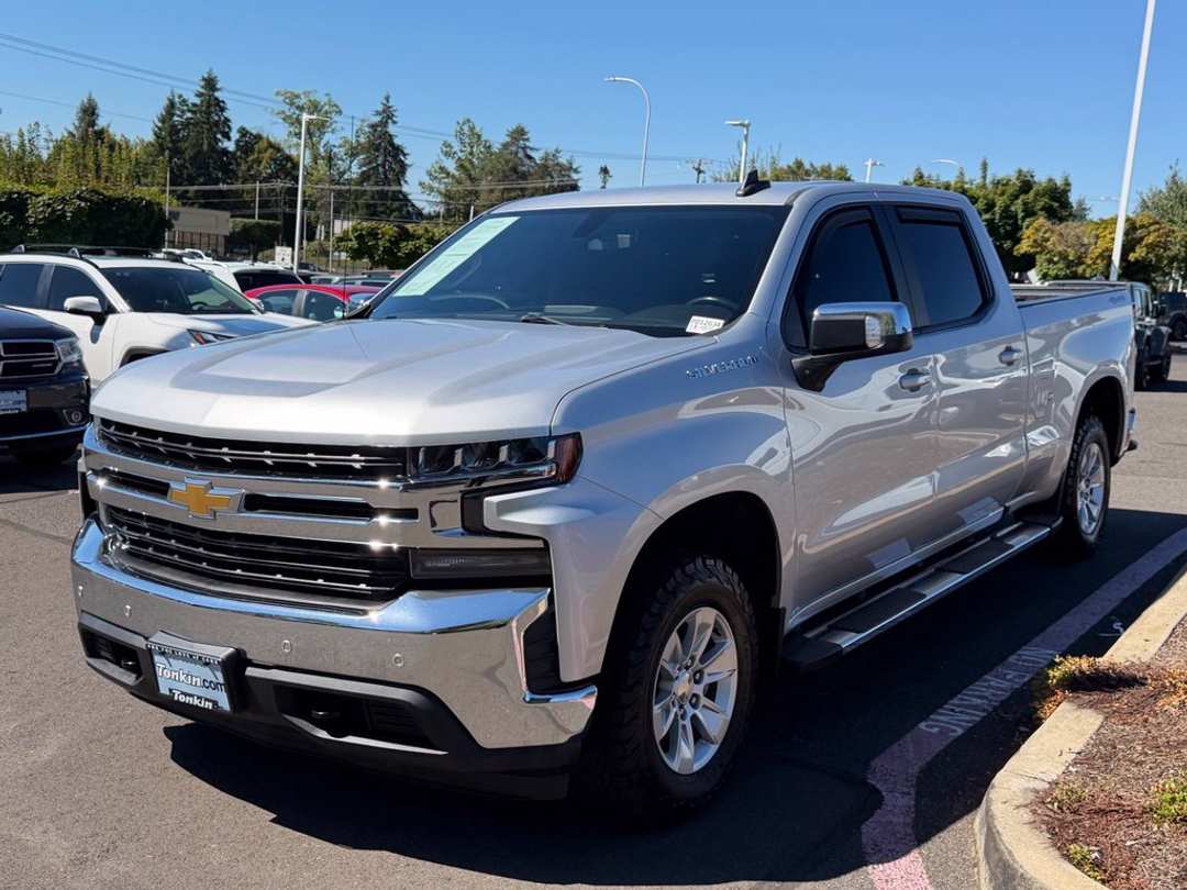 2020 Chevrolet Silverado 1500 LT - Image 3