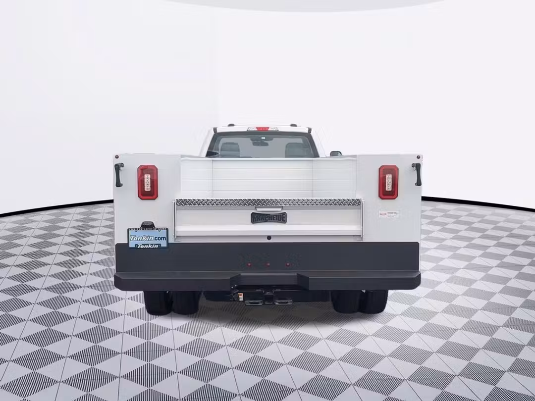 2024 Ford F-550Sd XL - Image 3