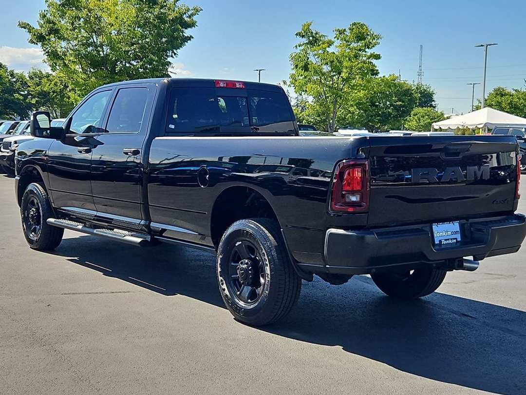 2025 Ram 3500 Tradesman - Image 3