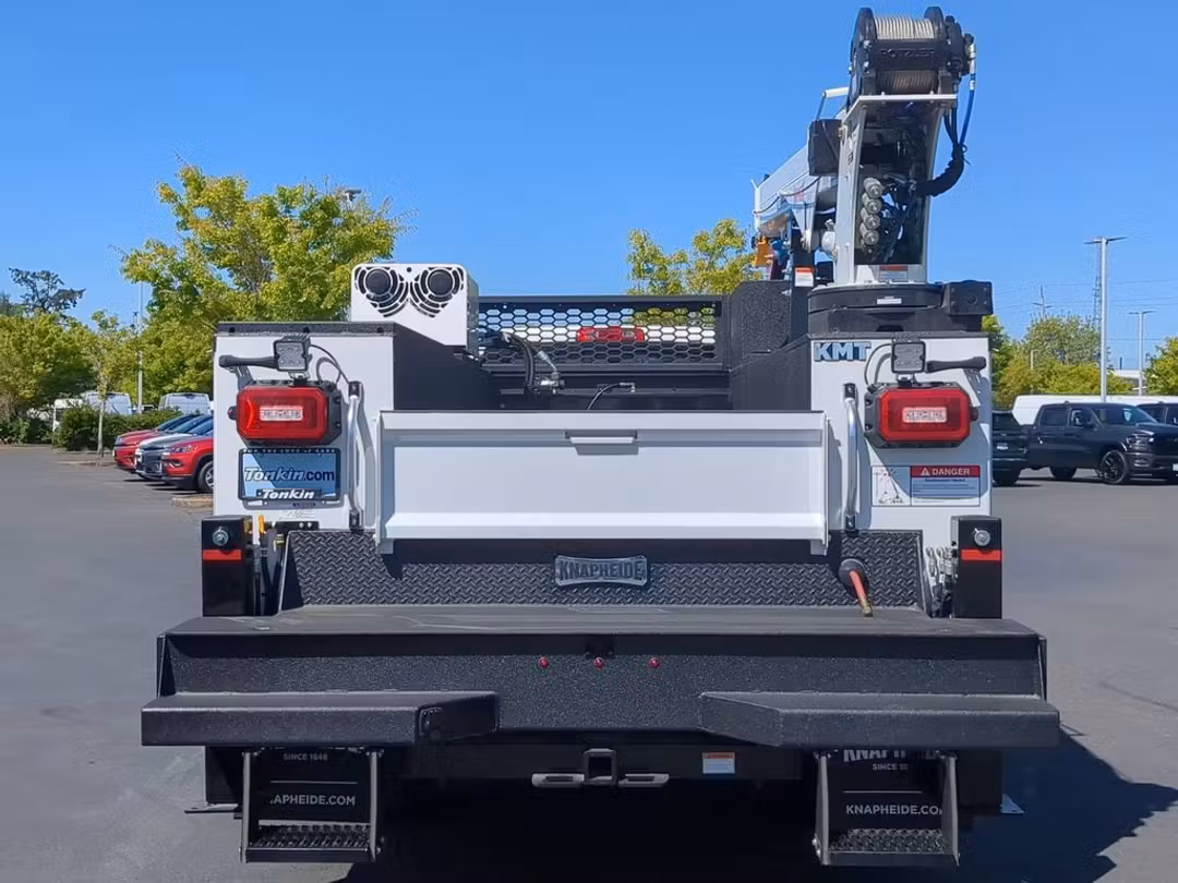 2024 Ram 5500Hd Tradesman - Image 3