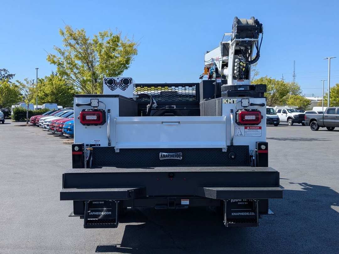 2024 Ram 5500Hd Tradesman - Image 3