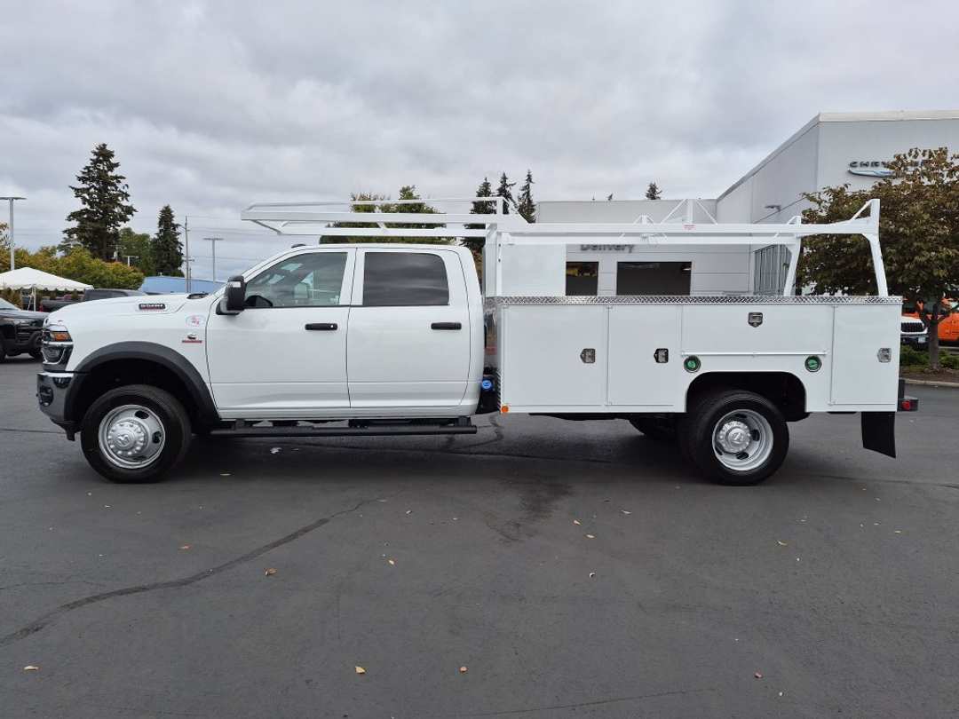 2026 Ram 5500Hd Tradesman - Image 2
