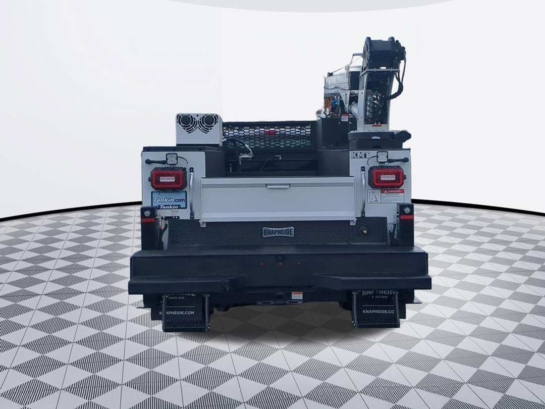 2024 Ford F-550Sd XL - Image 3