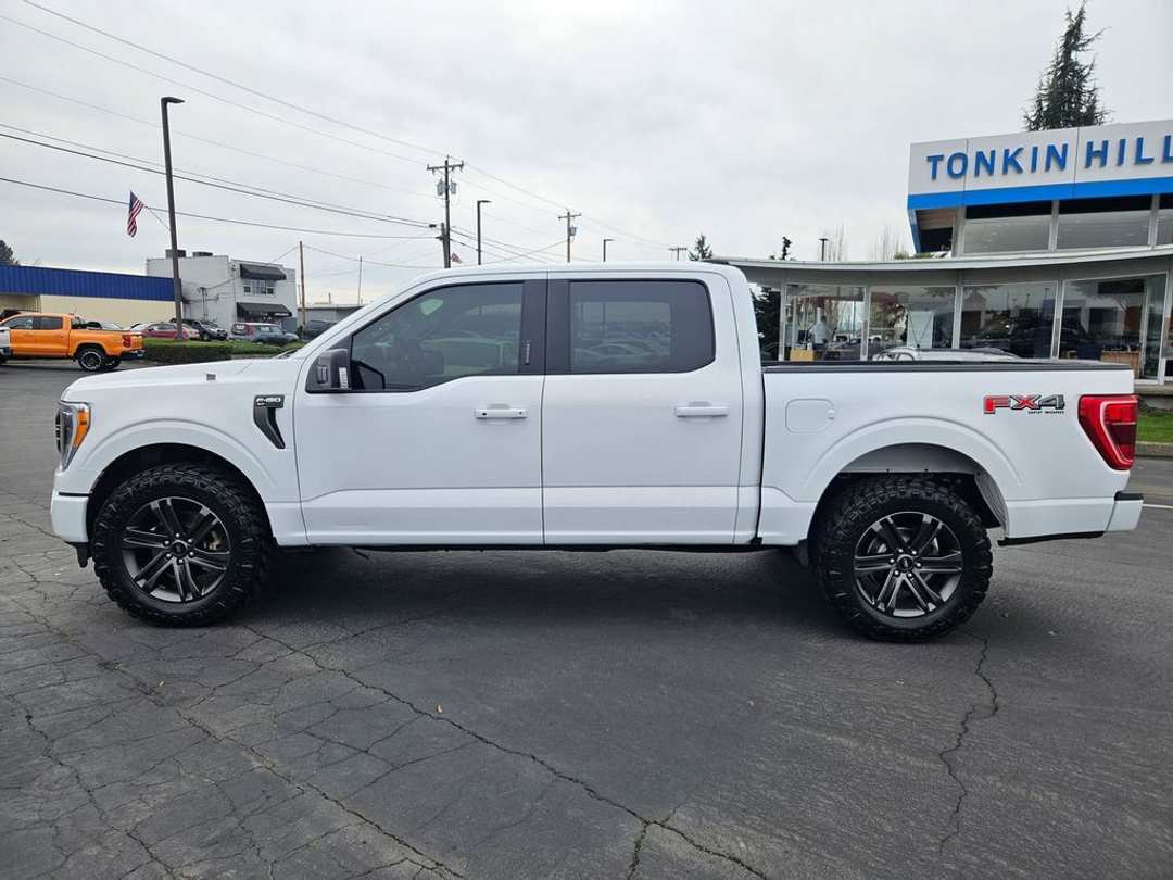 2022 Ford F-150 XLT - Image 2