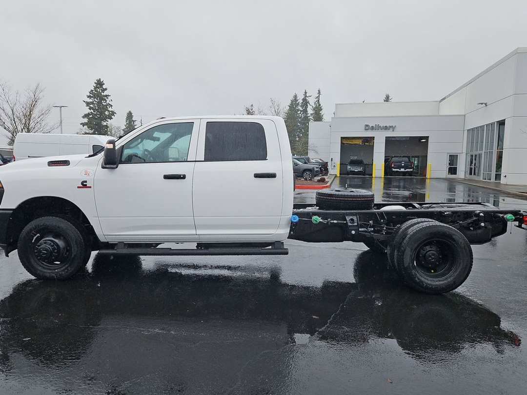2026 Ram 3500HD Tradesman - Image 2