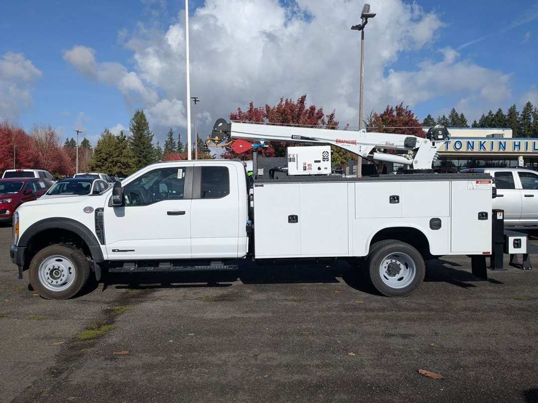 2026 Ford F-550Sd XL - Image 2
