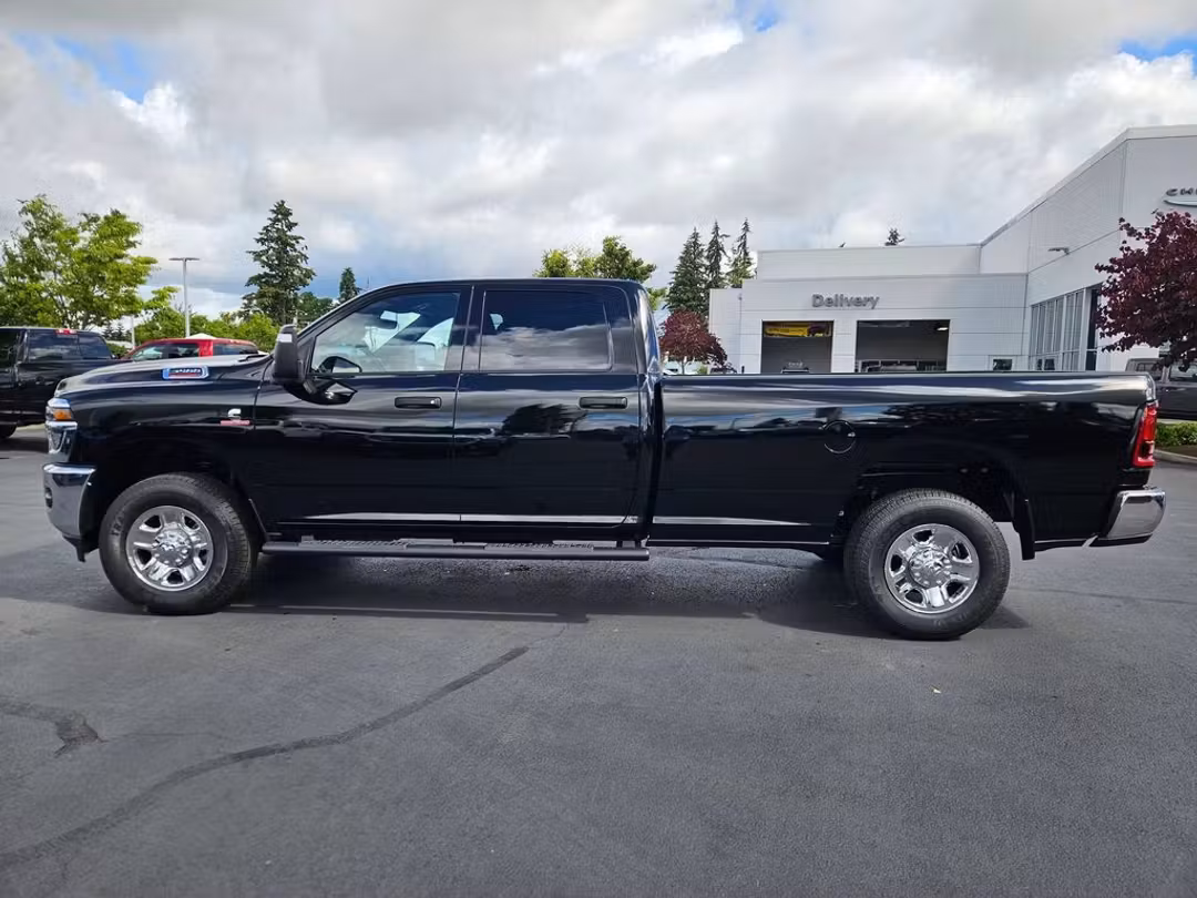 2026 Ram 3500 Tradesman - Image 2