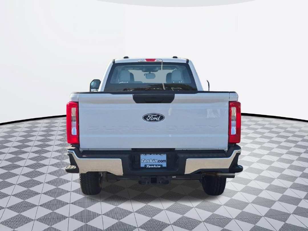 2027 Ford F-250Sd XL - Image 3