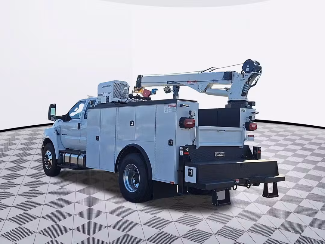 2026 Ford F-750Sd Base - Image 2