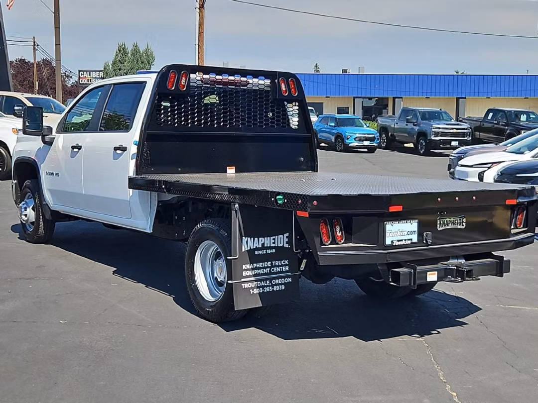 2026 Chevrolet Silverado 3500Hd Work - Image 3