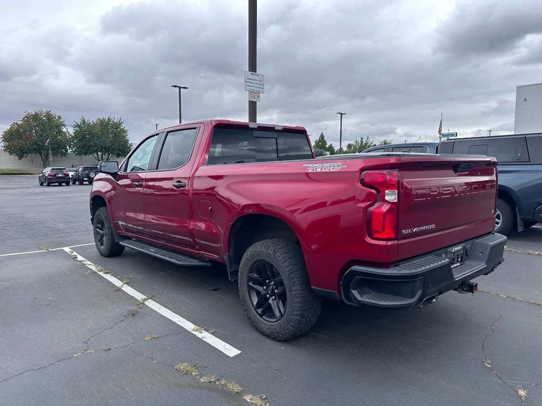 2021 Chevrolet Silverado 1500 LT Trail Boss - Image 3