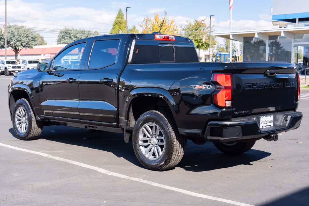 2026 Chevrolet Colorado LT - Image 3