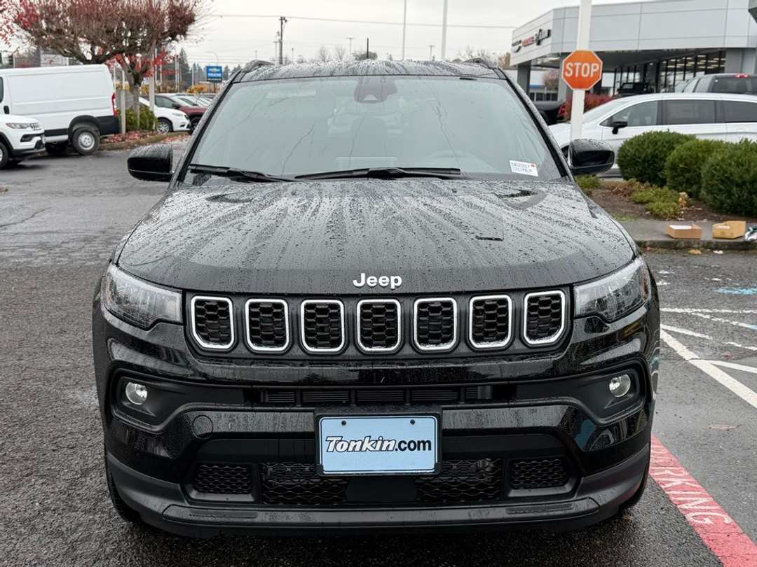 2026 Jeep Compass Latitude - Image 2
