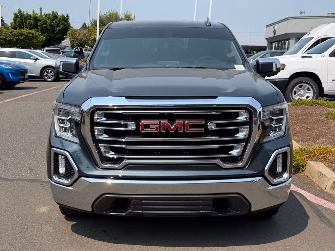 2021 GMC Sierra 1500 SLT - Image 2