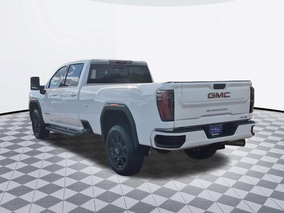 2024 GMC Sierra 3500Hd AT4 - Image 3