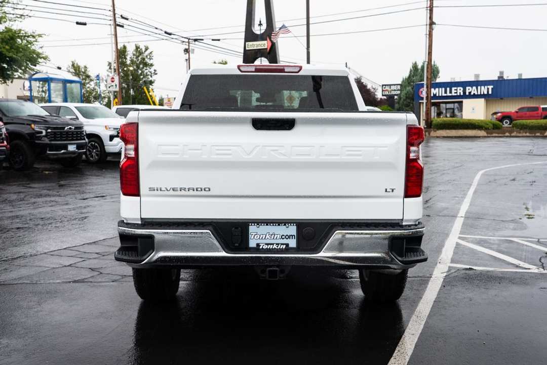 2026 Chevrolet Silverado 1500 LT - Image 2