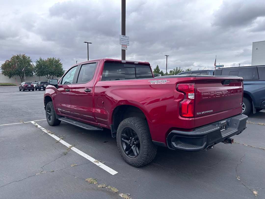 2021 Chevrolet Silverado 1500 LT Trail Boss - Image 3