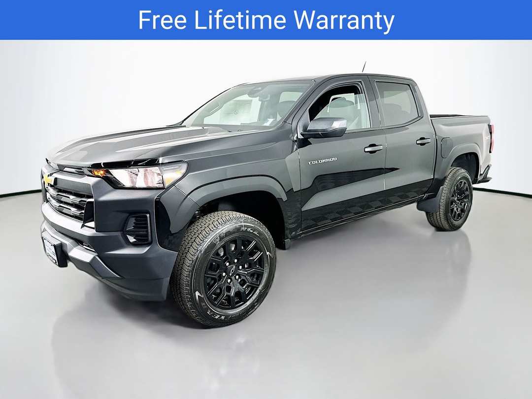 2026 Chevrolet Colorado Work - Image 3