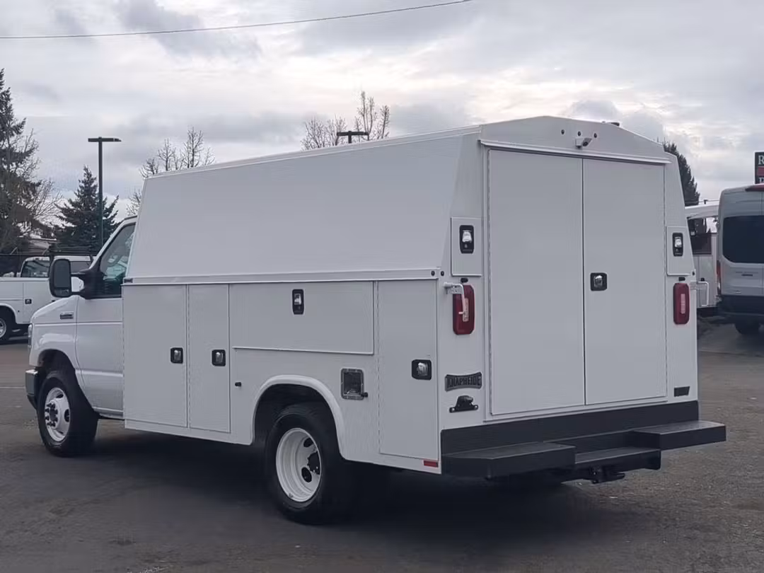 2024 Ford E-350sd Base - Image 2