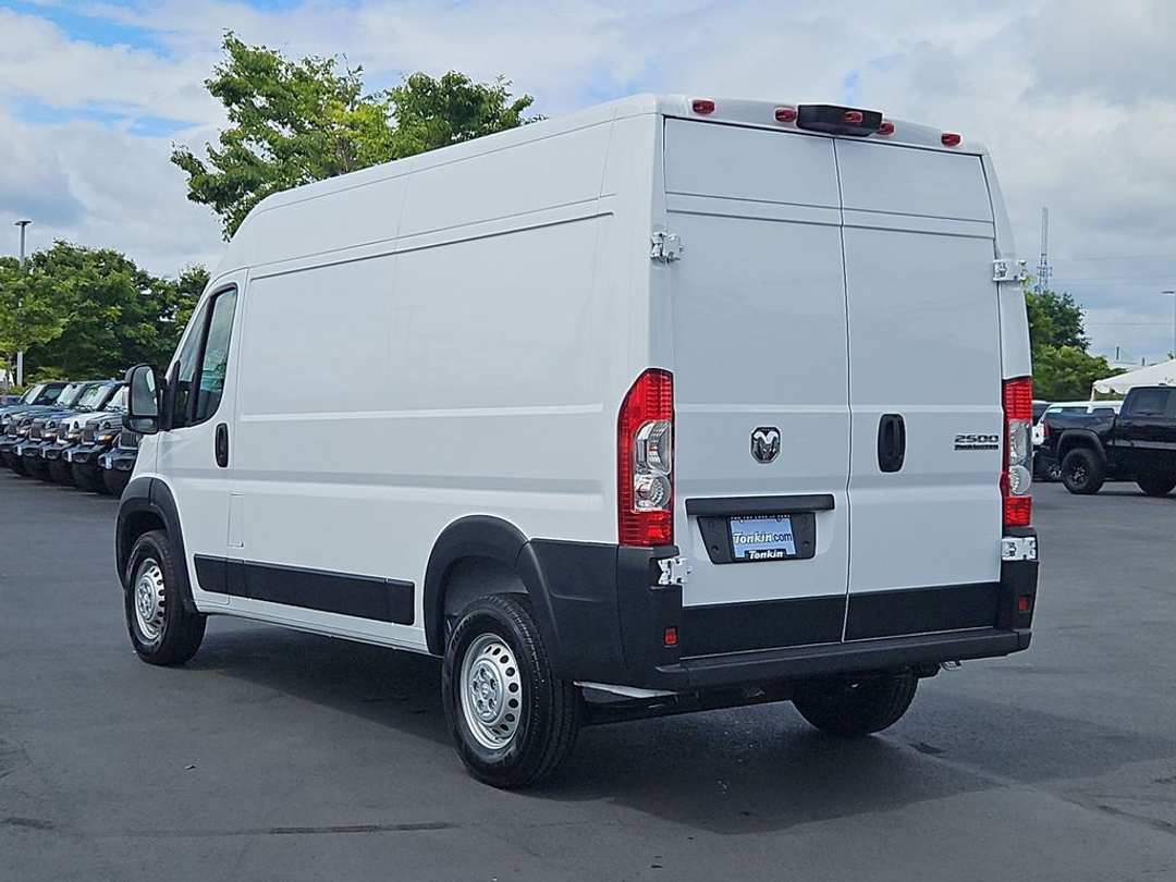 2026 Ram Promaster 2500 High Roof - Image 3