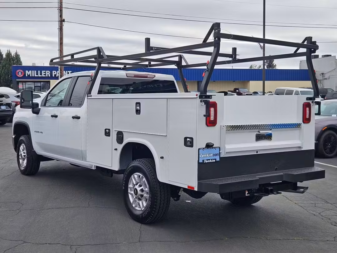 2026 Chevrolet Silverado 2500Hd Work - Image 3