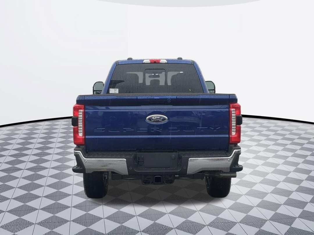 2026 Ford F-250Sd XLT - Image 3