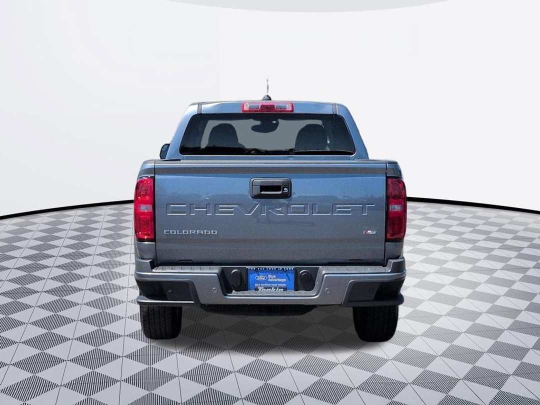 2022 Chevrolet Colorado LT - Image 3