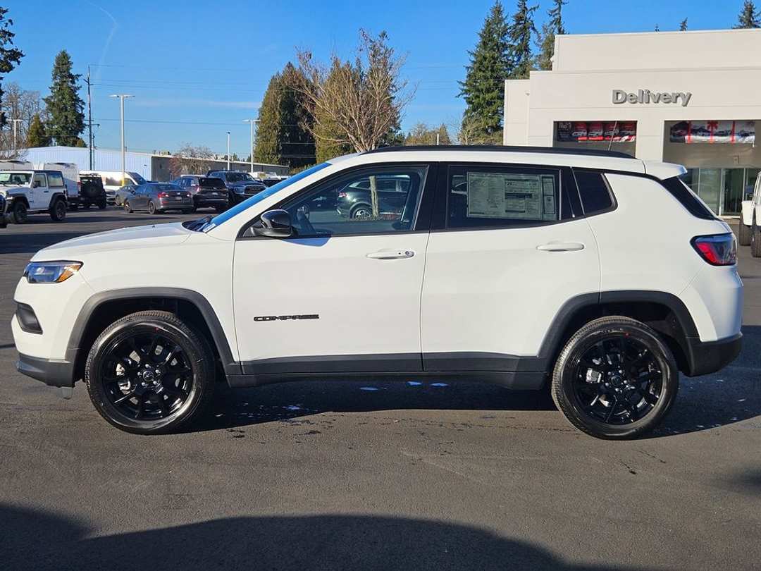 2026 Jeep Compass Latitude - Image 2