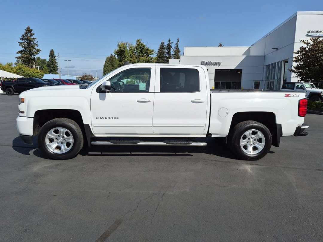 2018 Chevrolet Silverado 1500 LT - Image 2