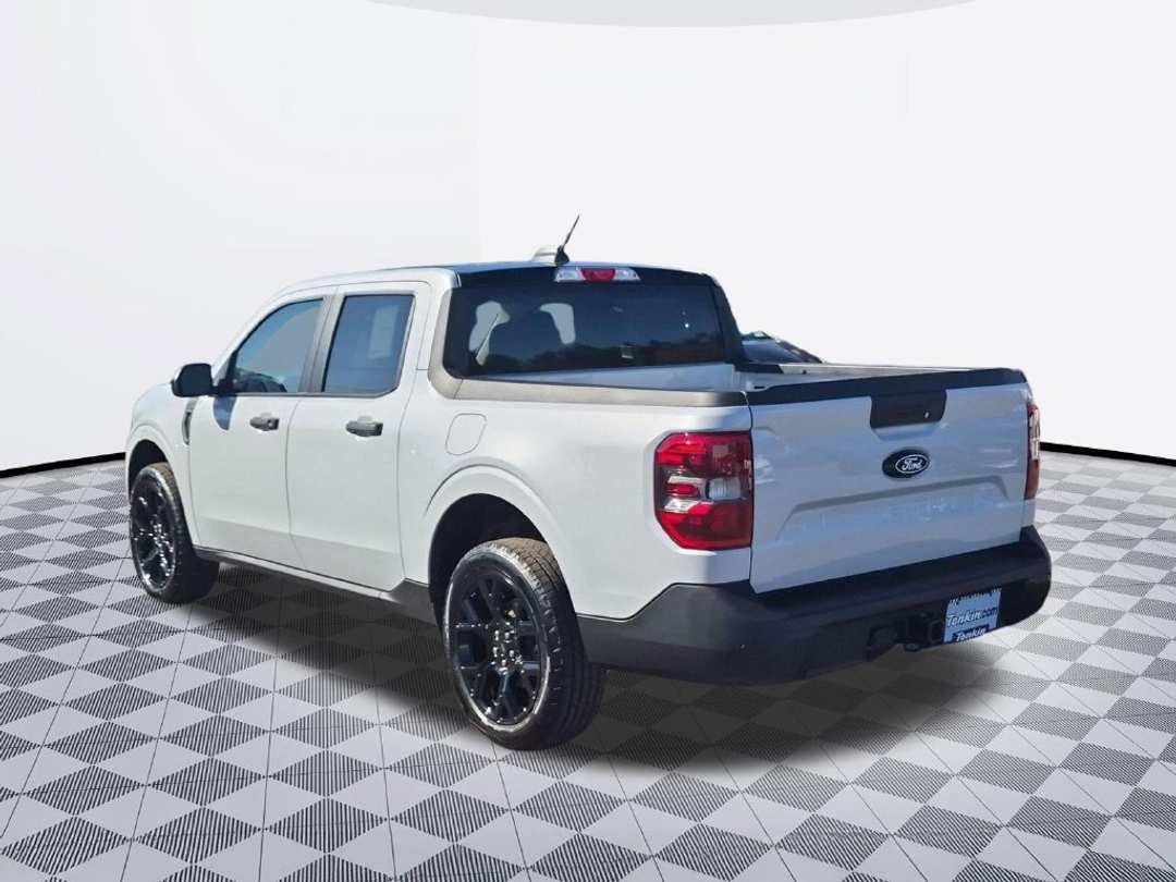 2026 Ford Maverick XLT - Image 3