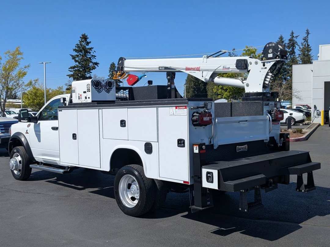 2024 Ram 5500Hd Tradesman - Image 2