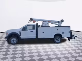 2024 Ford F-550Sd XL