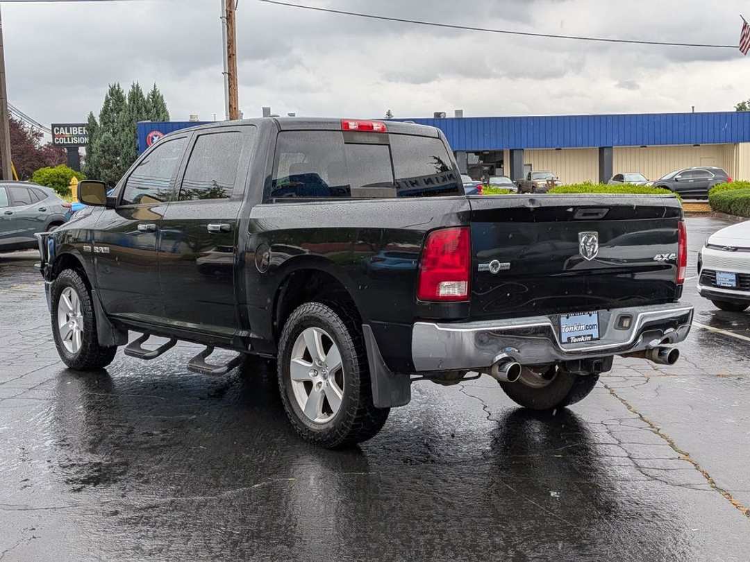 2010 Ram 1500 SLT - Image 3