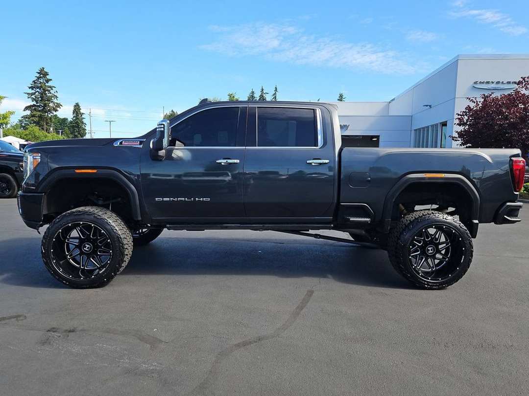 2022 GMC Sierra 3500Hd Denali - Image 2