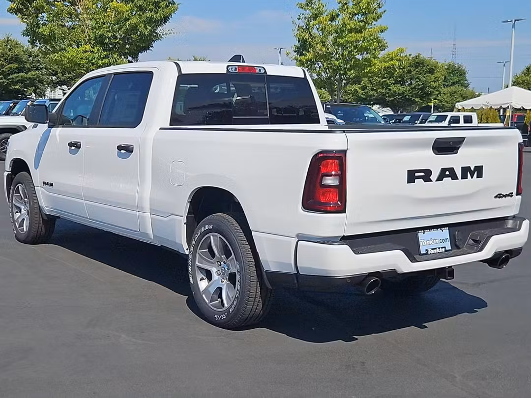 2026 Ram 1500 Express - Image 3
