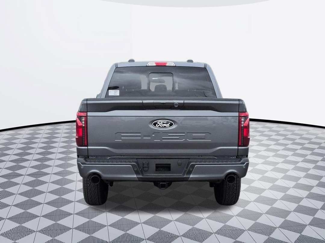 2026 Ford F-150 XLT - Image 3