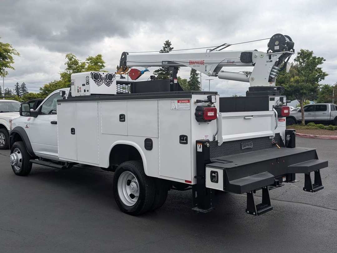 2024 Ram 5500Hd Tradesman - Image 2