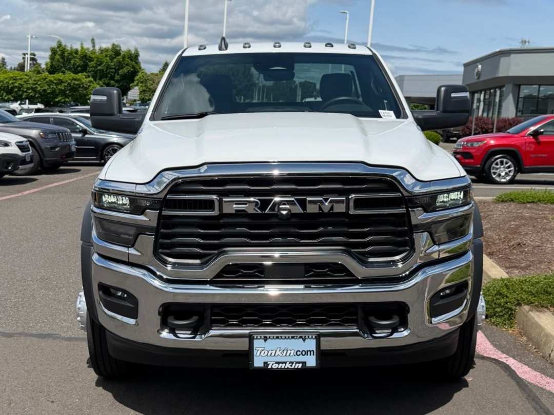 2026 Ram 5500Hd Tradesman - Image 2