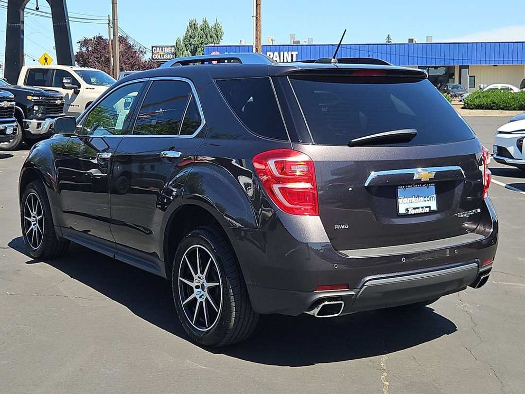 2016 Chevrolet Equinox LTZ - Image 3